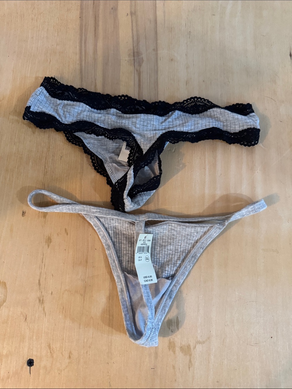 Aerie Thong Bundle Small NWT - Picture 2 of 3